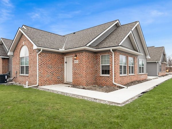 11070 Brookwood Lane, Taylor, MI 48180