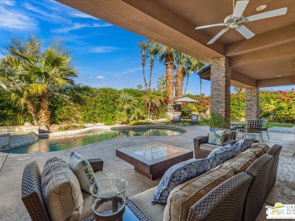 2 Varsity Circle, Rancho Mirage, CA 92270