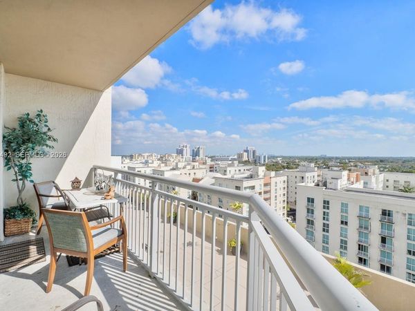 9055 SW 73rd Ct, Unit 903, Miami, FL 33156