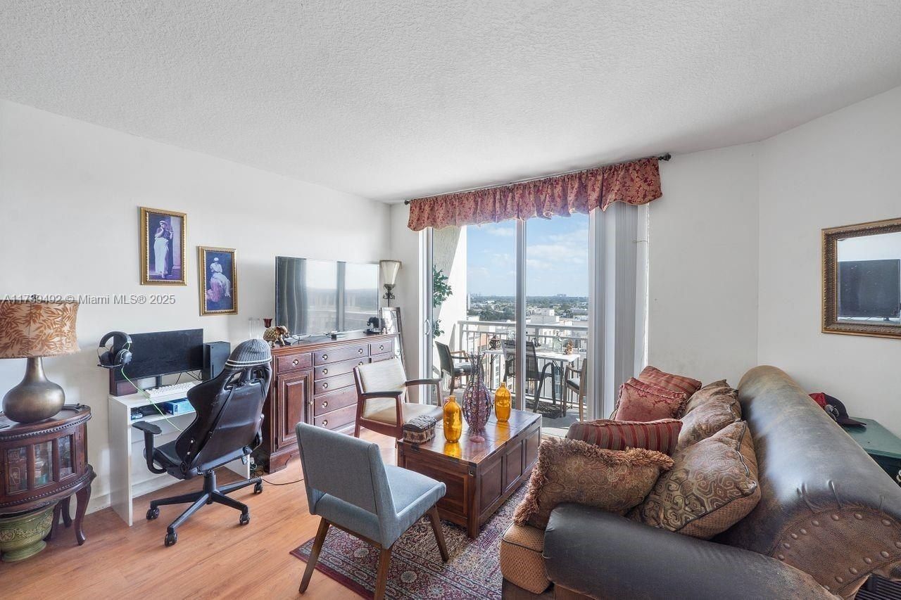 9055 SW 73rd Ct, Unit 903, Miami, FL 33156 Photo