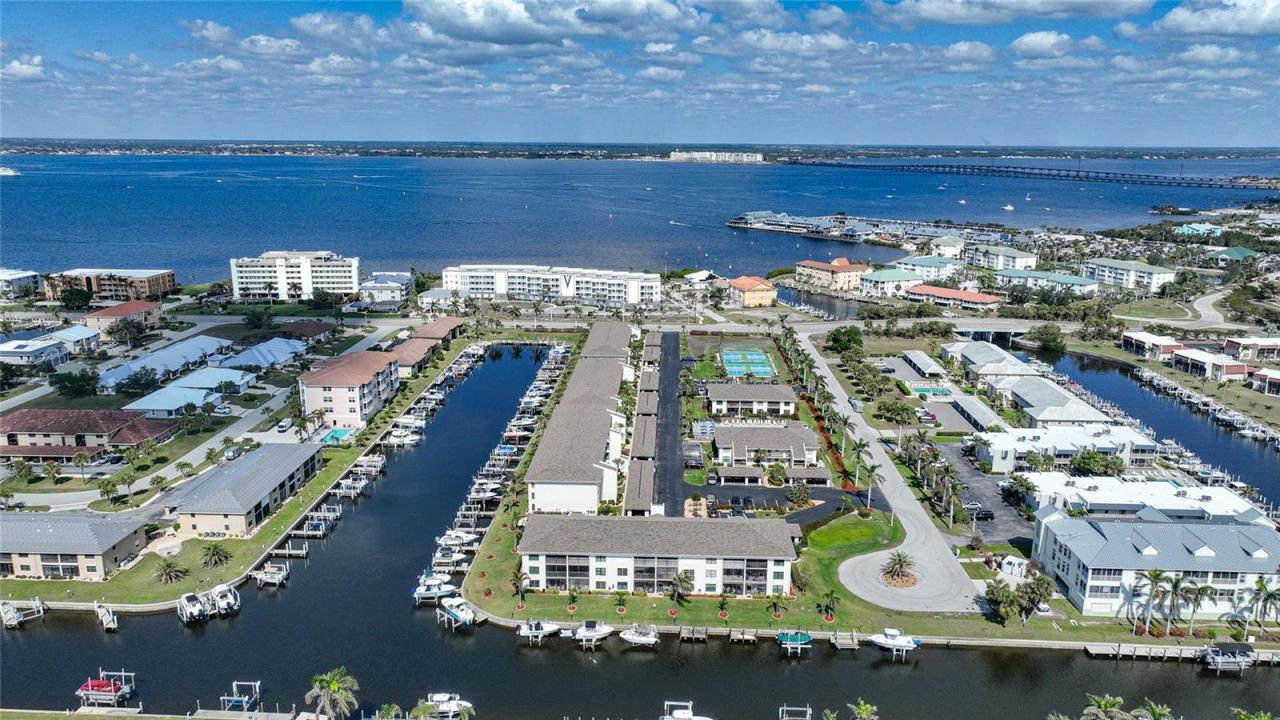 367 Coldeway Drive, Unit H10, Punta Gorda, FL 33950 Photo