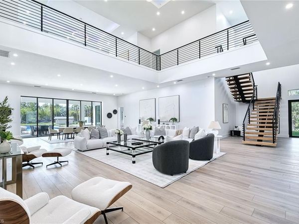 5160 Teak Wood DR, NAPLES, FL 34119