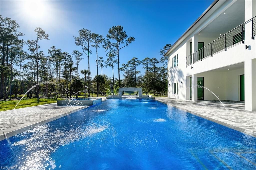 5160 Teak Wood Dr, Naples, FL 34119 Photo