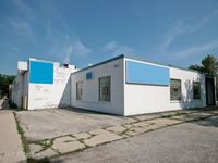 5515 N NORTHWEST Highway, Chicago, IL 60630 primary photo