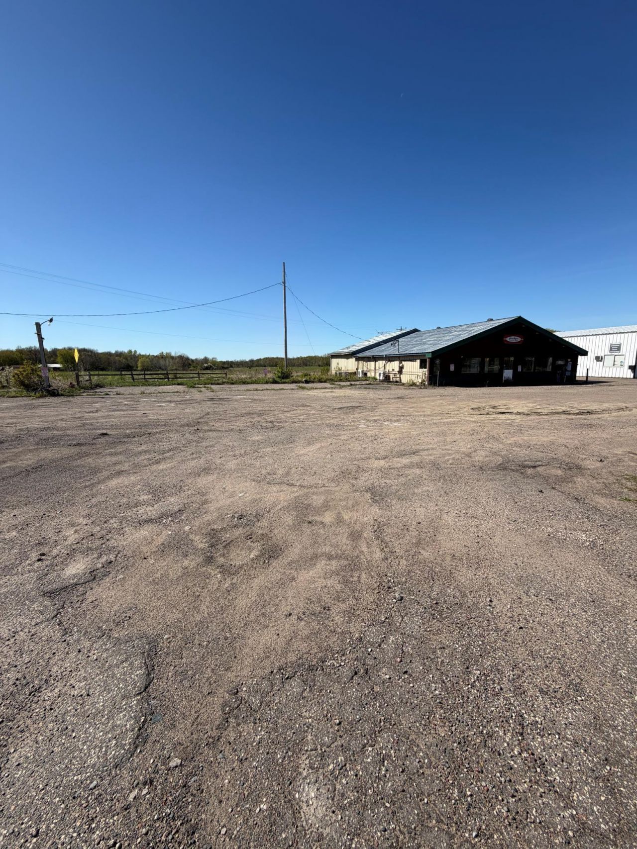 17375 Lake Boulevard, Shafer, MN 55074