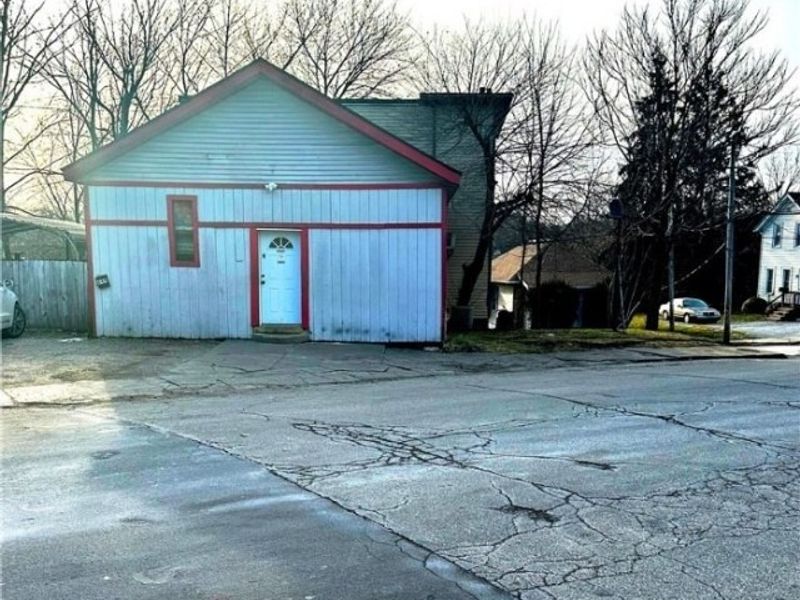 649 Wooster Road N, Barberton, OH 44203 Photo 2