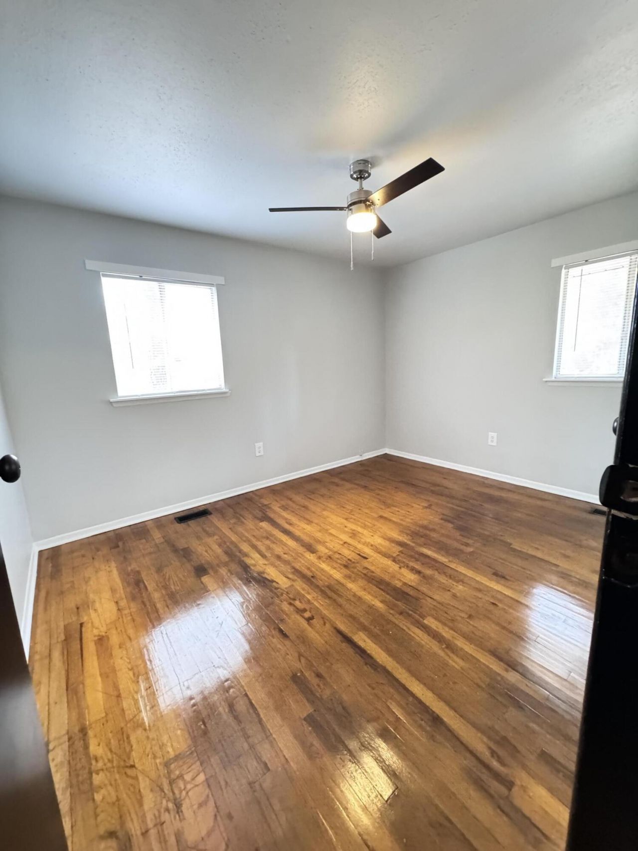 227 Bailey Street Photo 18