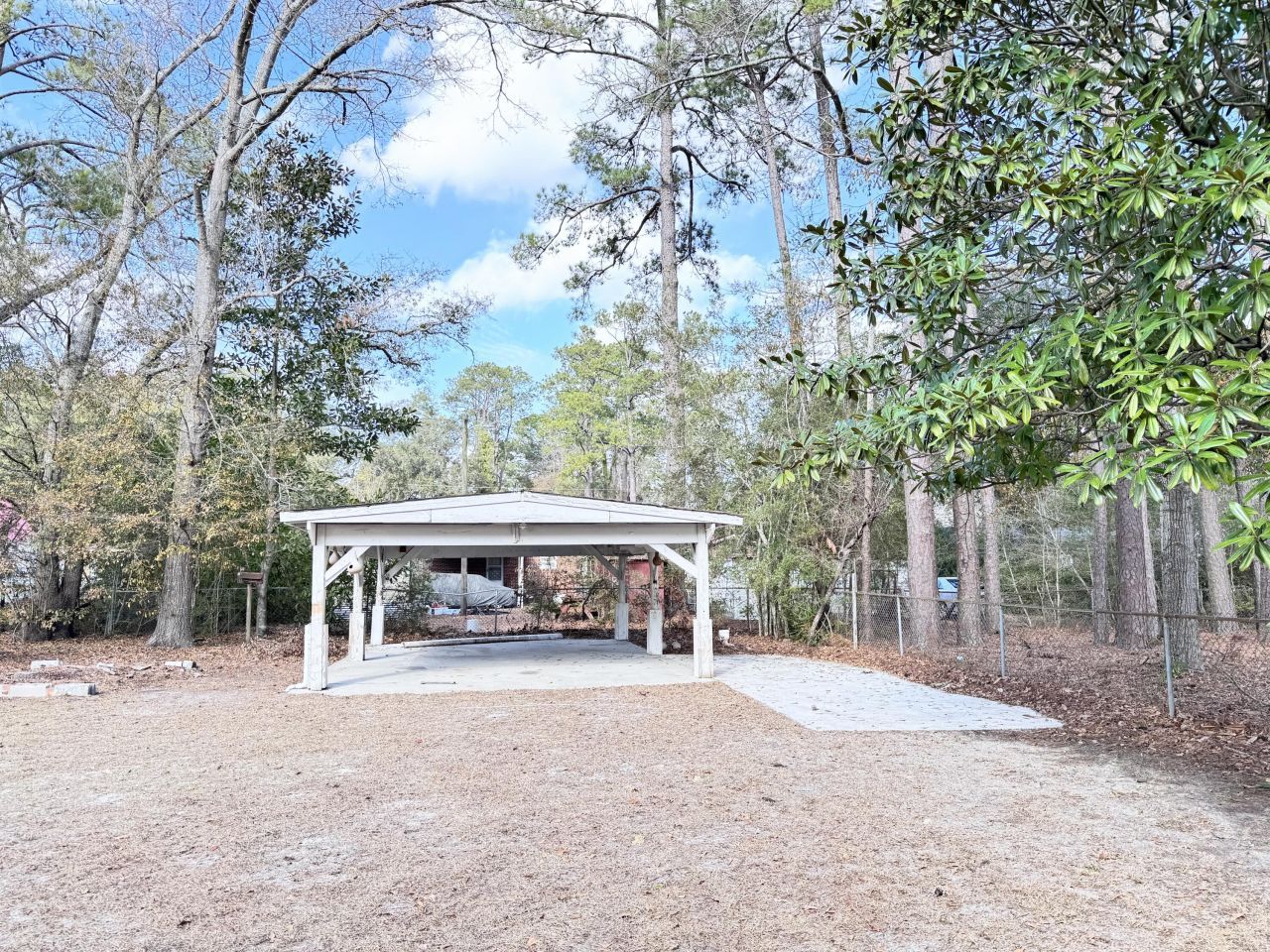 227 Bailey Street Photo 24