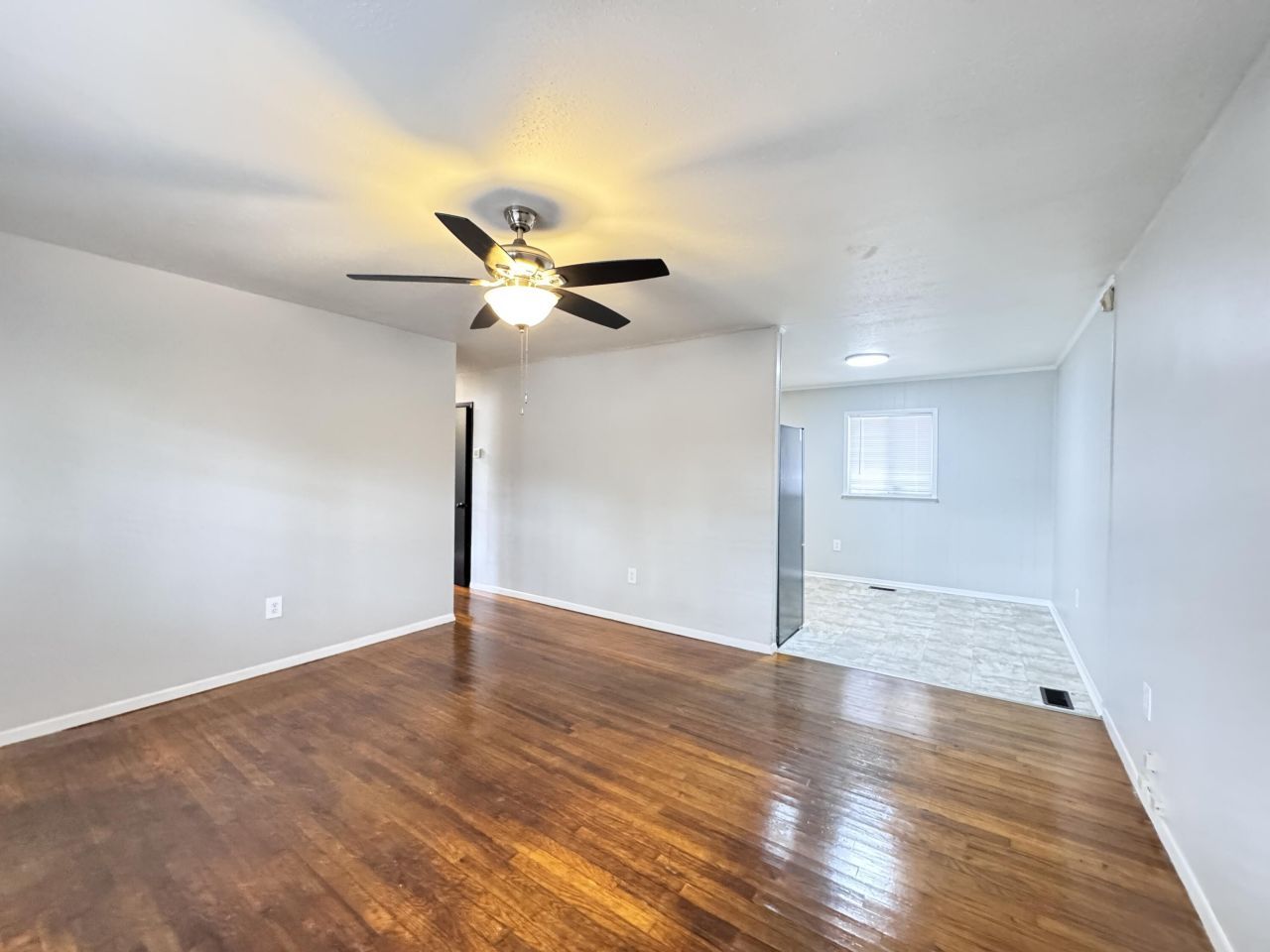 227 Bailey Street Photo 4