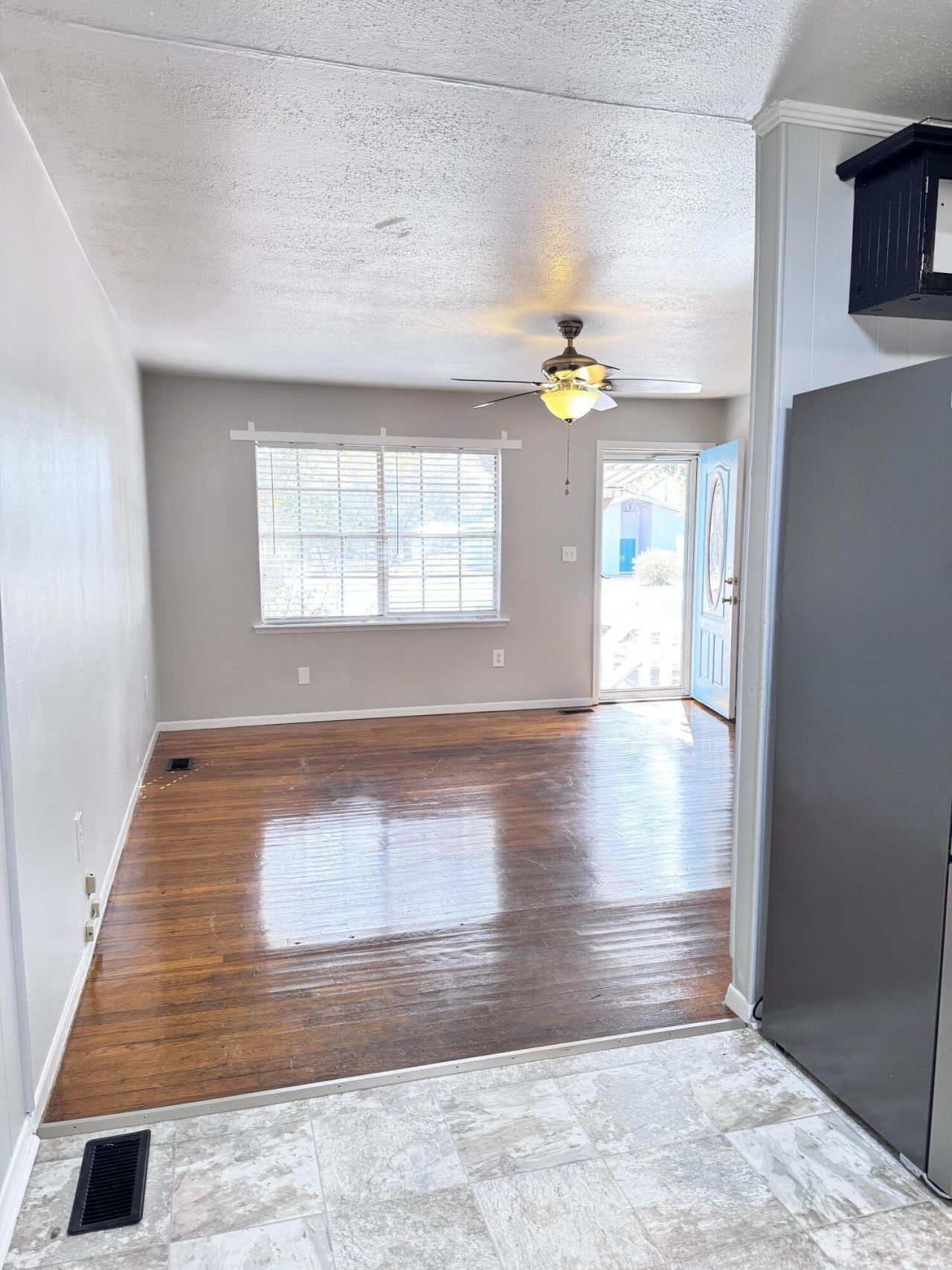 227 Bailey Street Photo 5