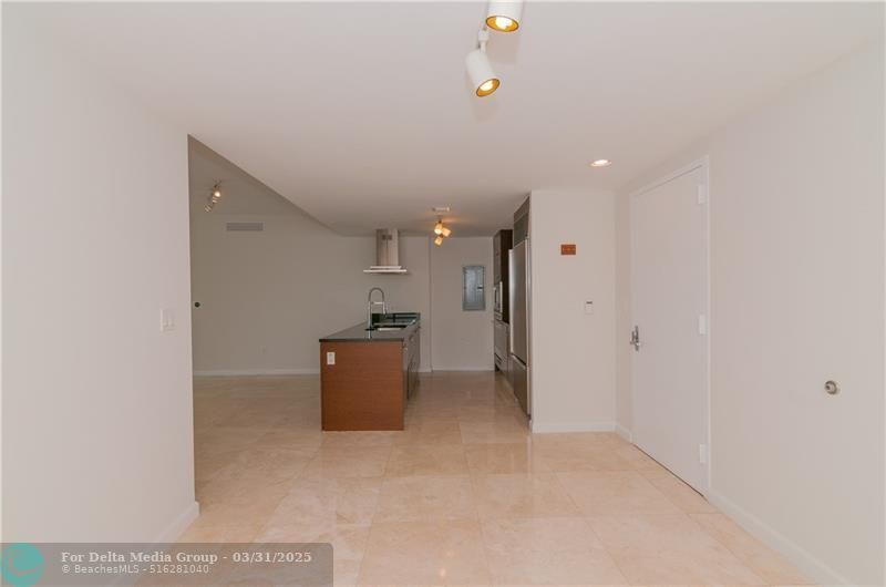 465 Brickell Avenue, Unit Bay 419, Miami, FL 33131 Photo