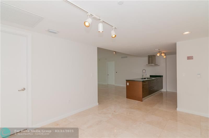 465 Brickell Avenue, Unit Bay 419, Miami, FL 33131 Photo