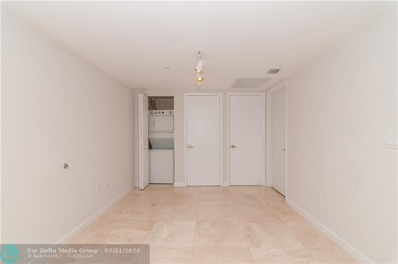 465 Brickell Avenue, Unit Bay 419, Miami, FL 33131 Photo