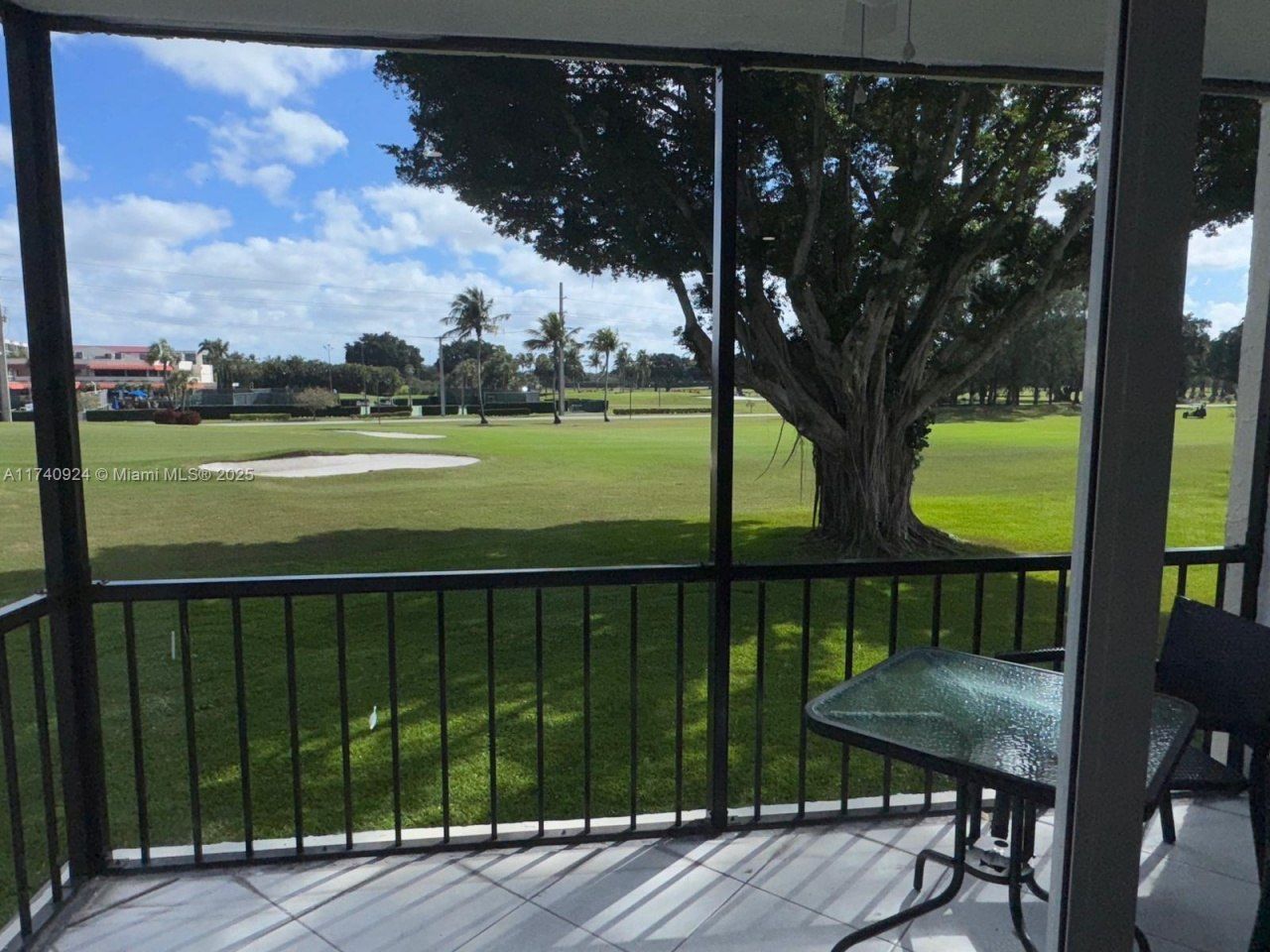 9200 N Hollybrook Lake Dr, Unit 208, Pembroke Pines, FL 33025 Photo