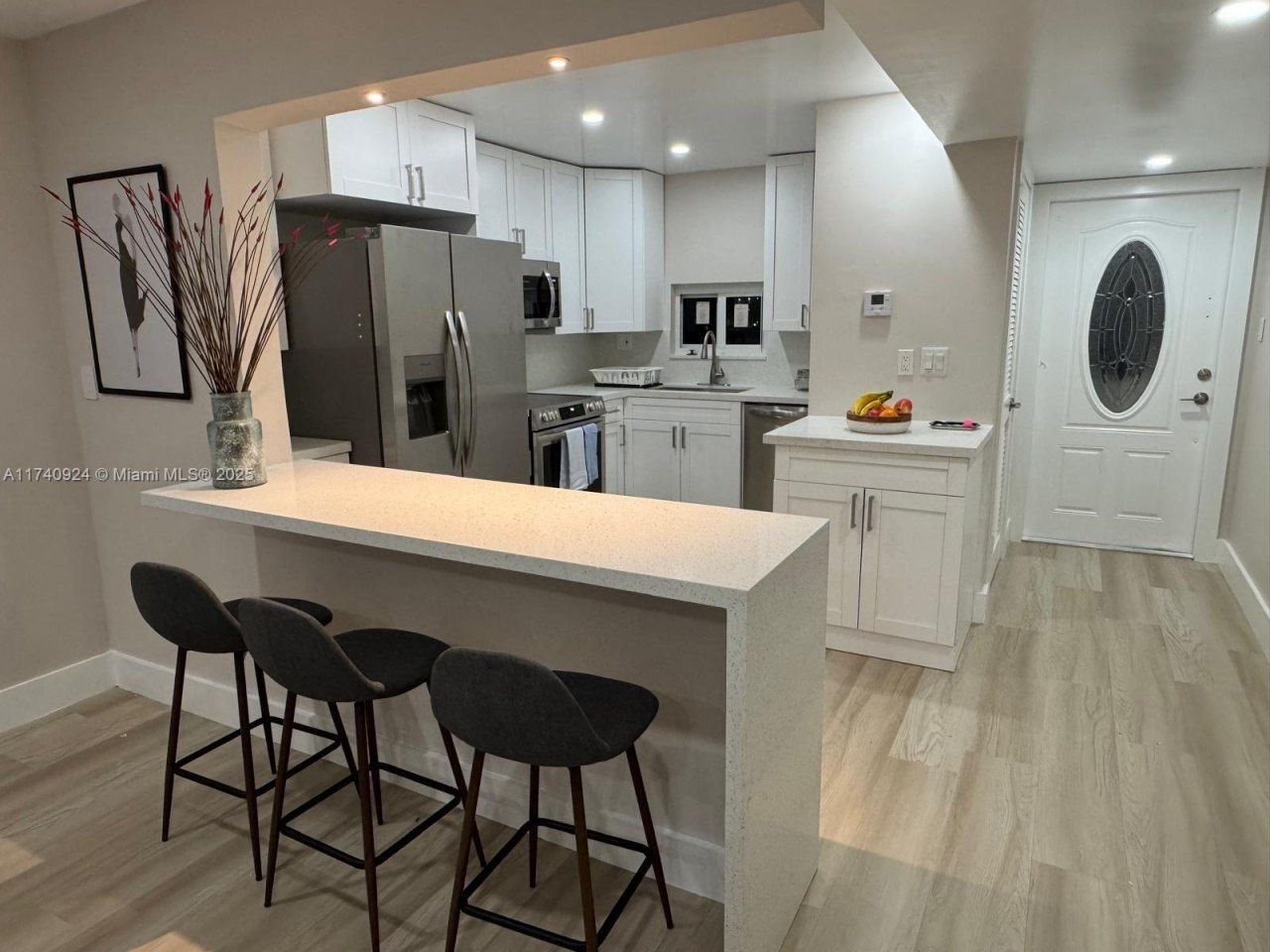 9200 N Hollybrook Lake Dr, Unit 208, Pembroke Pines, FL 33025 Photo