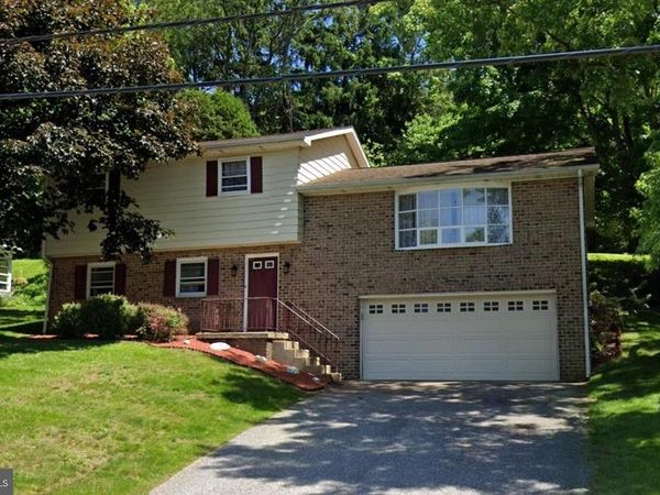 362 ALLEGHENY DRIVE, YORK, PA 17402