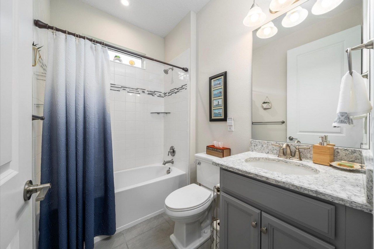 9597 SW Royal Poinciana Drive, Port Saint Lucie, FL 34987 Photo