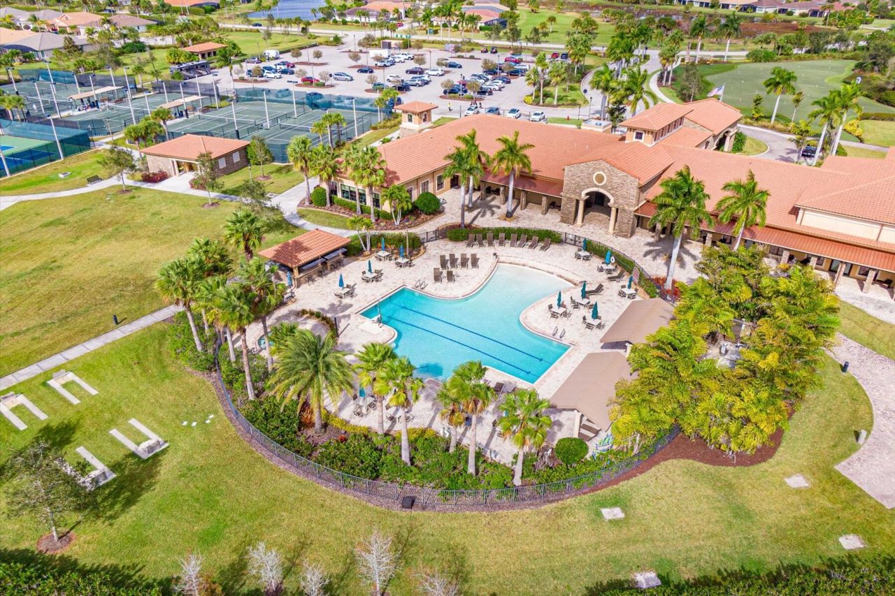 9597 SW Royal Poinciana Drive, Port Saint Lucie, FL 34987 Photo