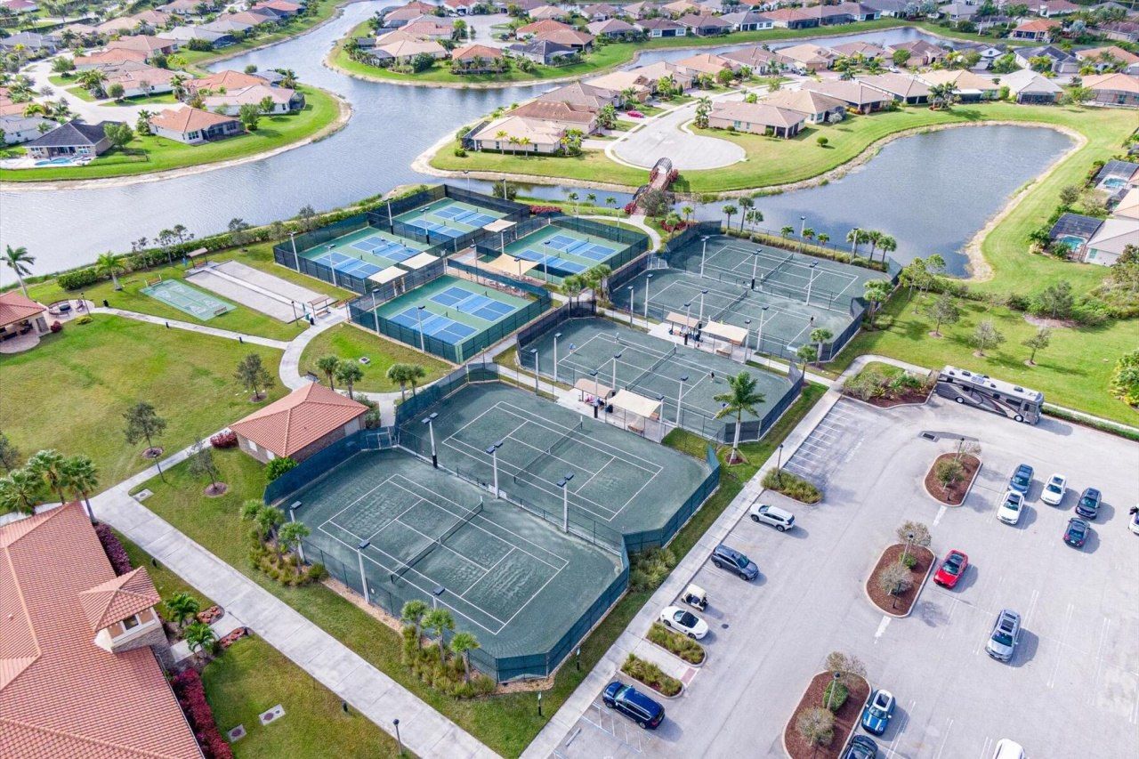 9597 SW Royal Poinciana Drive, Port Saint Lucie, FL 34987 Photo