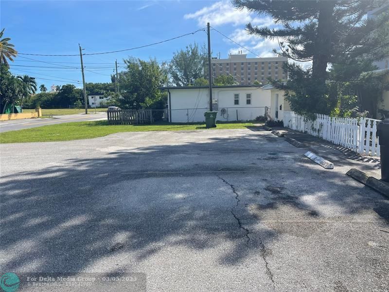 224 SE 9th Court, Hallandale Beach, FL 33009 Photo