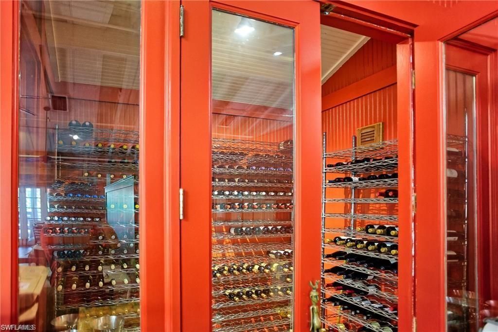 1551 Periwinkle Way, Sanibel, FL 33957 Photo