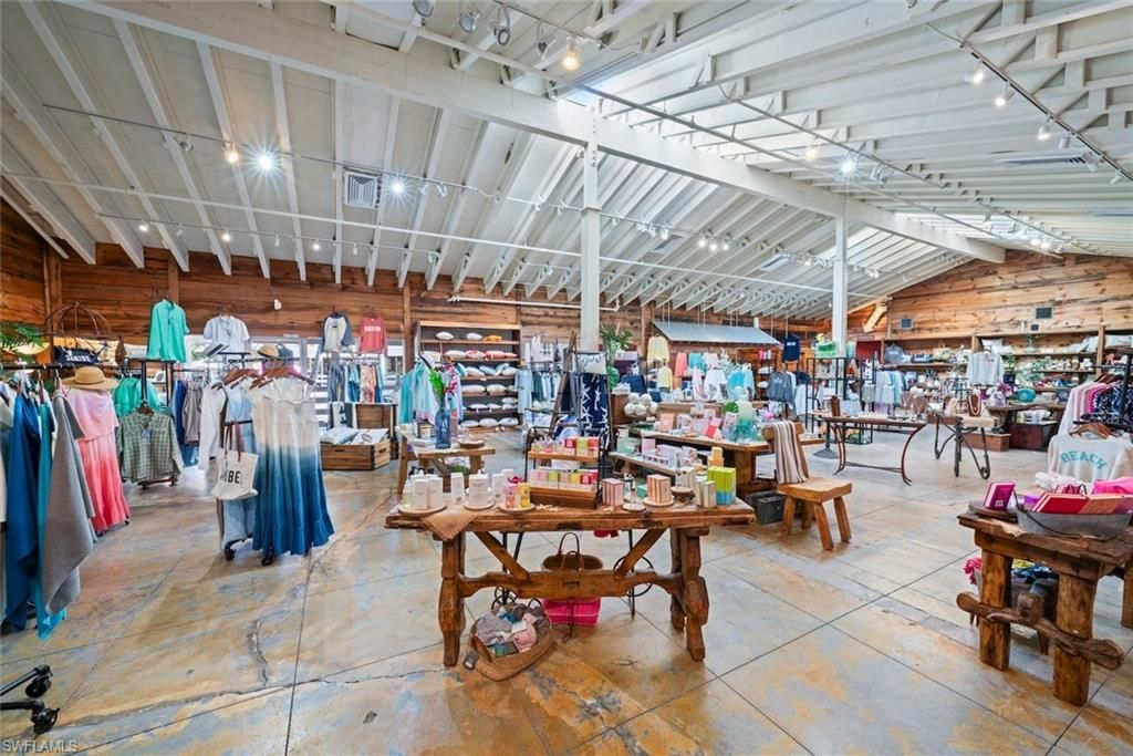 1551 Periwinkle Way, Sanibel, FL 33957 Photo