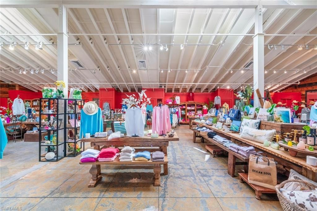 1551 Periwinkle Way, Sanibel, FL 33957 Photo