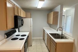 2265 Huntingdon Dr. photo 4