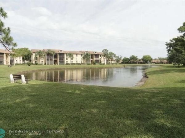 814 Sky Pine Way, Unit G-2, Greenacres, FL 33415