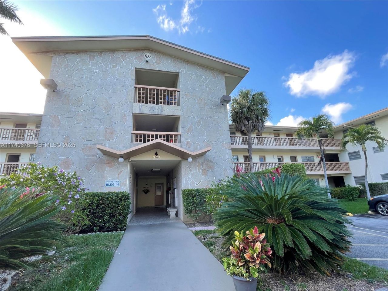 17090 NE 14th Ave, Unit 314, Miami, FL 33162 Photo