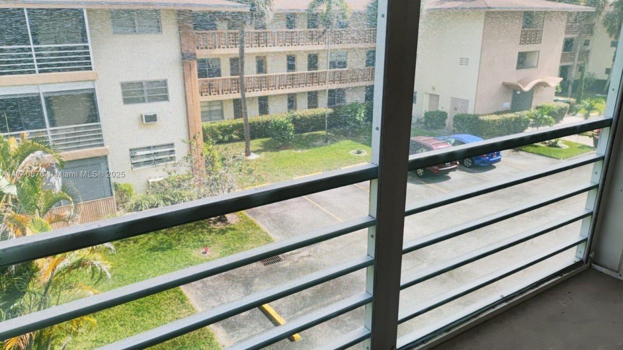 17090 NE 14th Ave, Unit 314, Miami, FL 33162 Photo