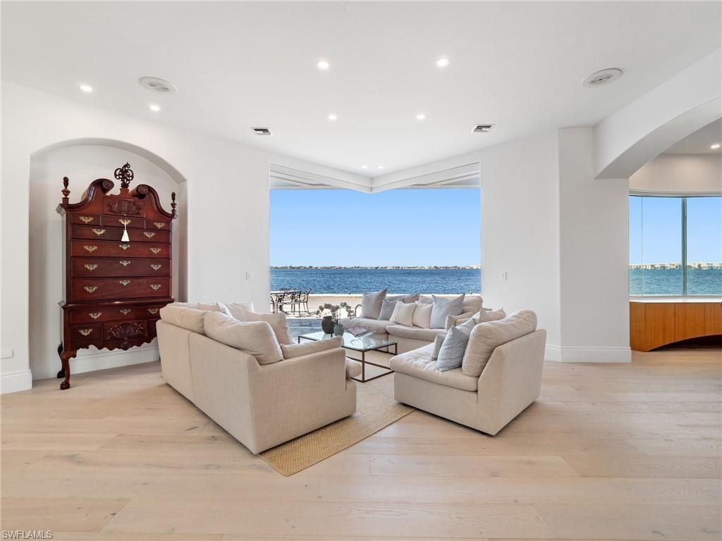 771 Cypress Lake Cir, Fort Myers, FL 33919 Photo