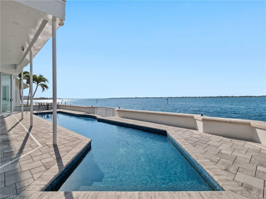 771 Cypress Lake Cir, Fort Myers, FL 33919 Photo