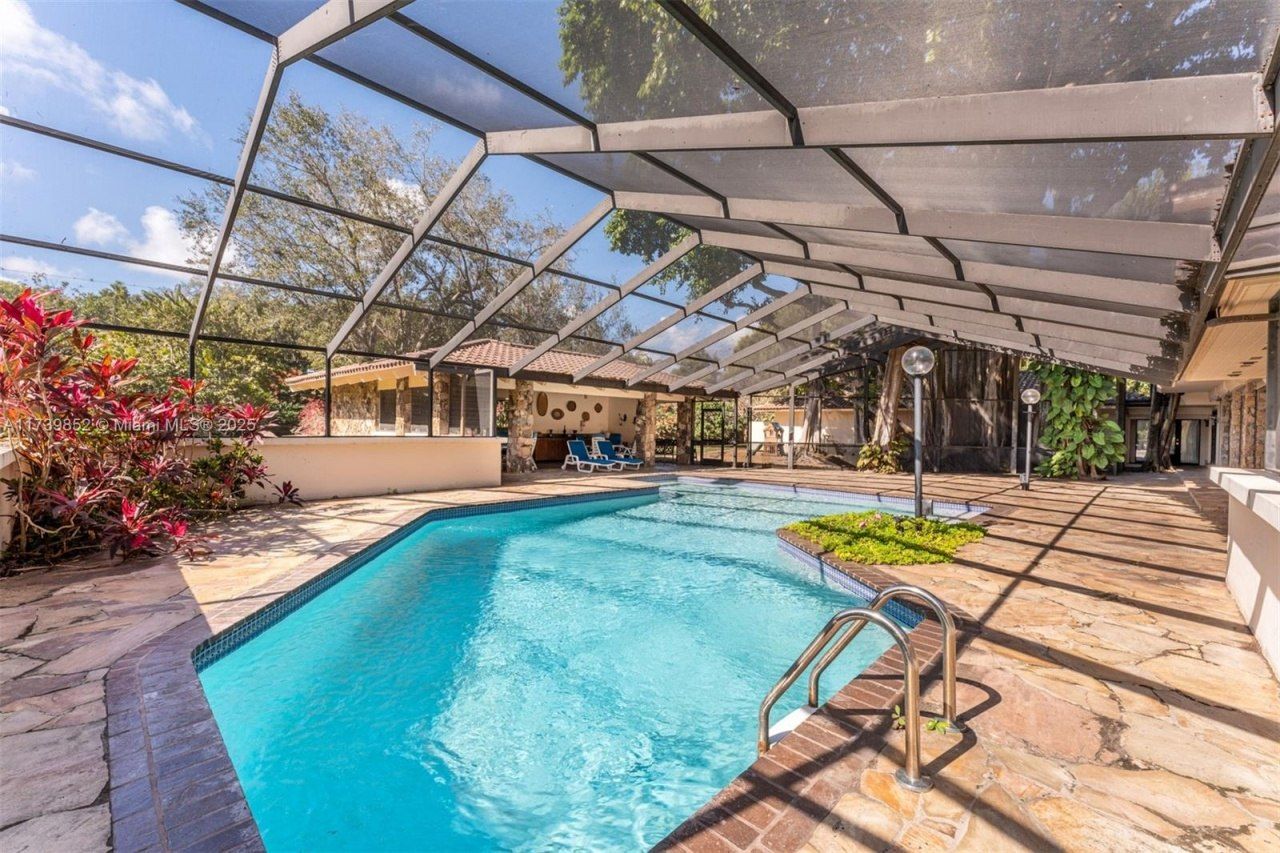 9490 Old Cutler Ln, Coral Gables, FL 33156 Photo