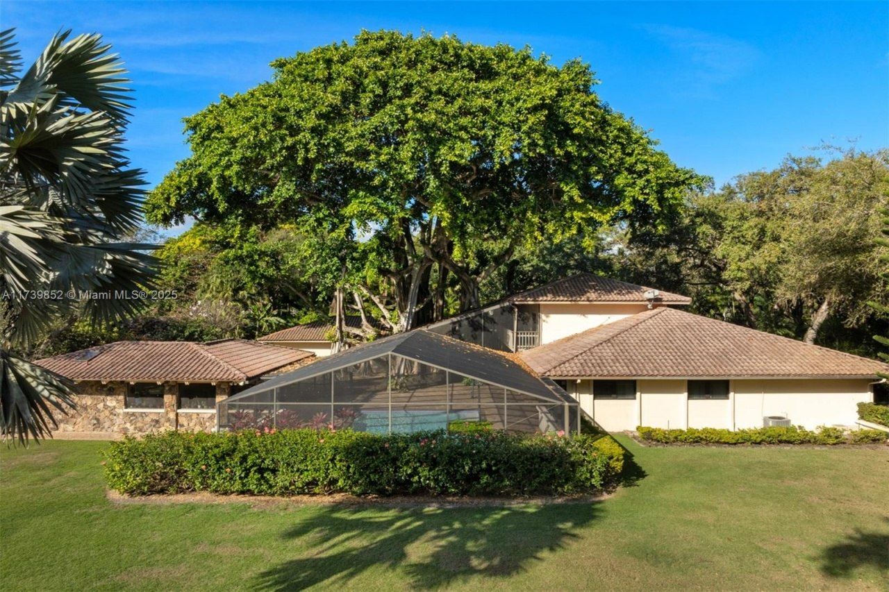 9490 Old Cutler Ln, Coral Gables, FL 33156 Photo