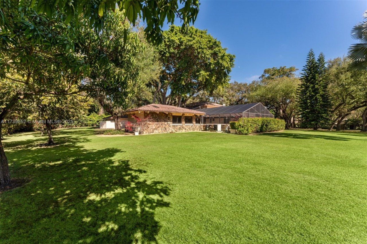 9490 Old Cutler Ln, Coral Gables, FL 33156 Photo