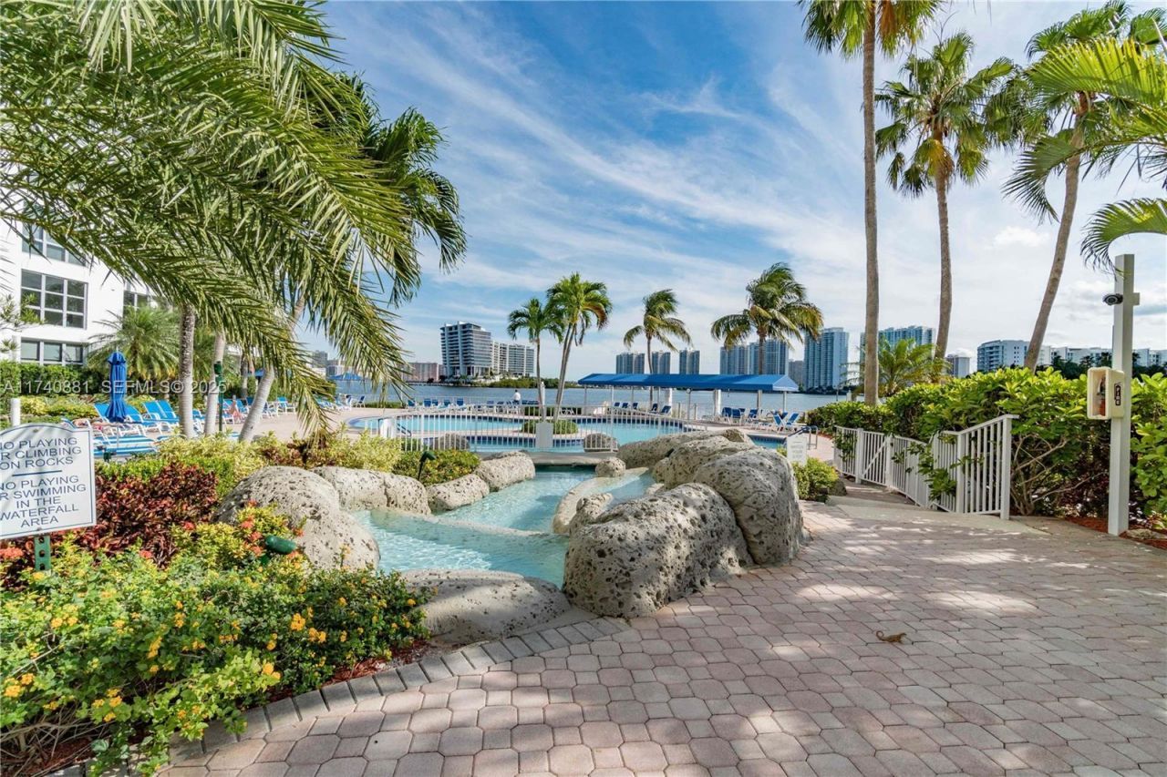3530 Mystic Pointe Dr, Unit 1513, Aventura, FL 33180 Photo