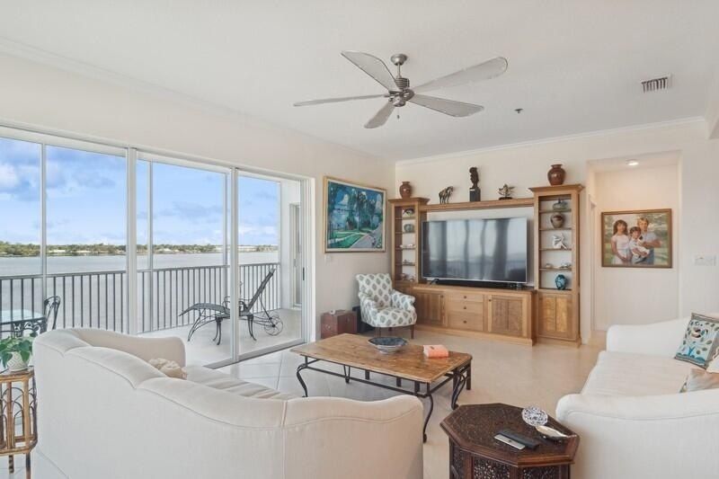 1130 SW Chapman Way, Unit 509, Palm City, FL 34990 Photo