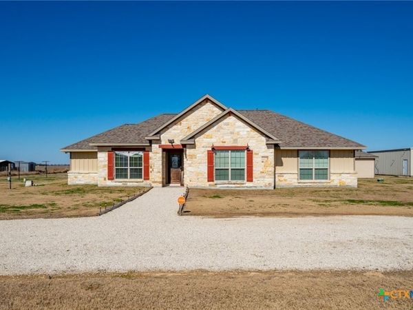 110 Eugene Lane, Tivoli, TX 77990