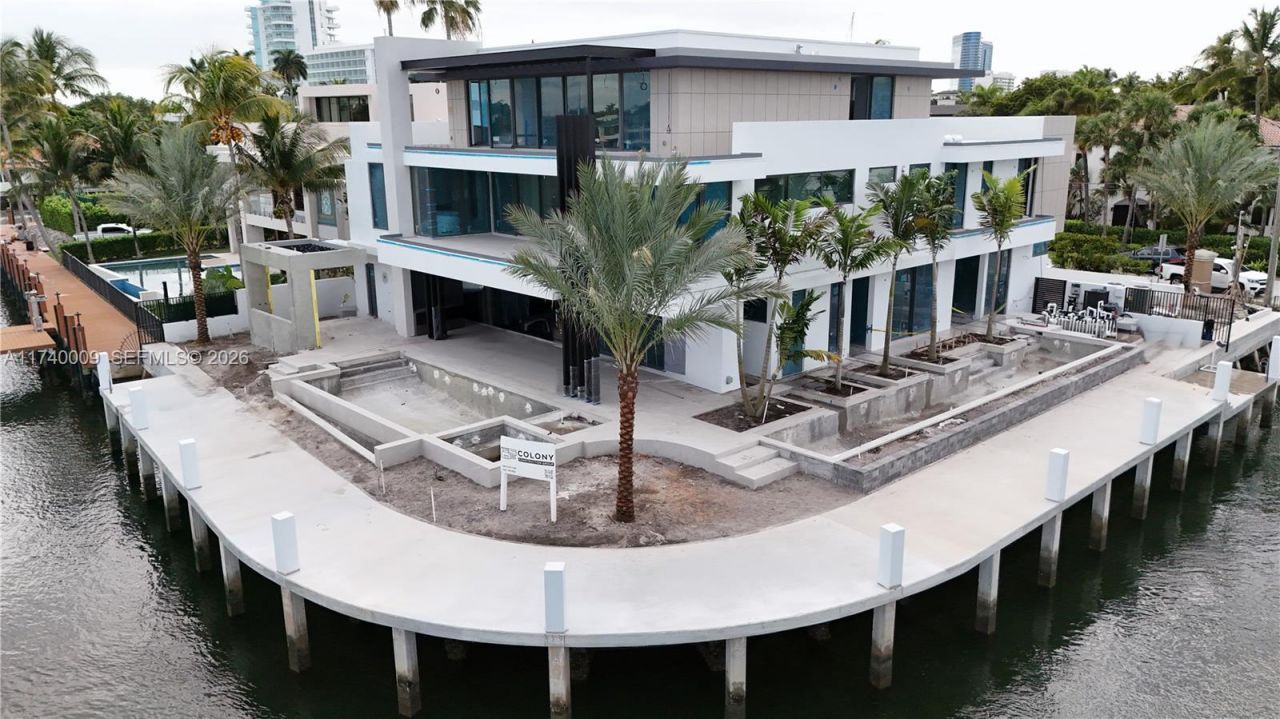 1400 W Lake Dr, Fort Lauderdale, FL 33316 Photo