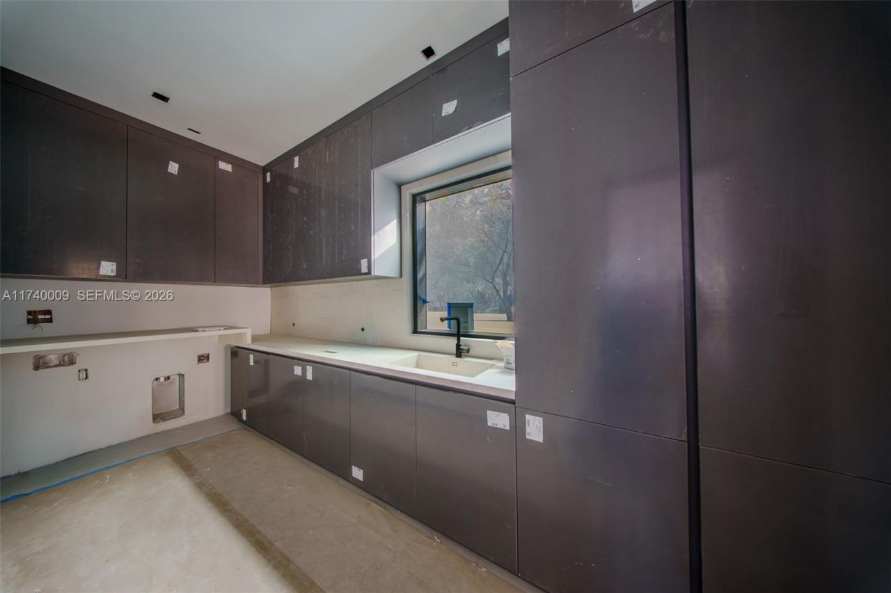 1400 W Lake Dr, Fort Lauderdale, FL 33316 Photo