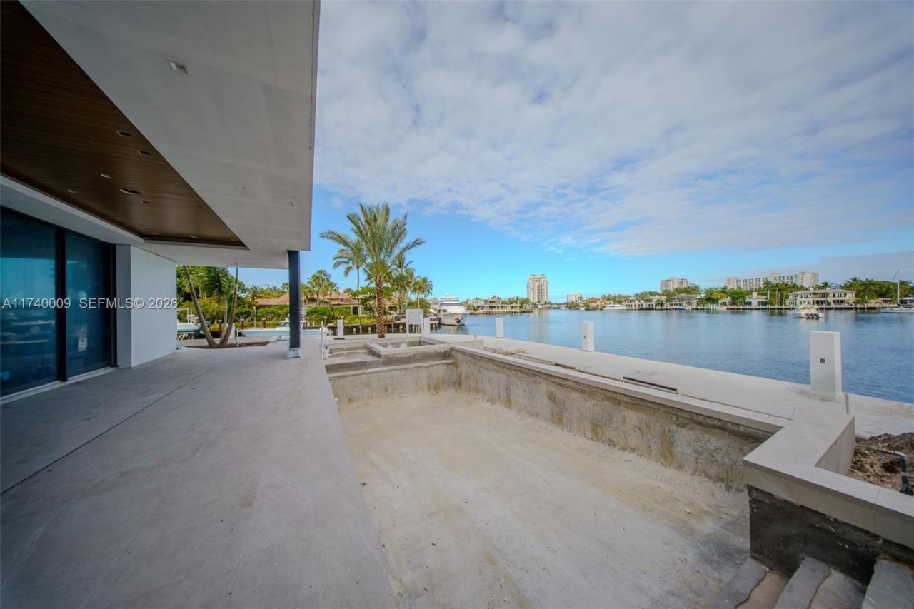 1400 W Lake Dr, Fort Lauderdale, FL 33316 Photo