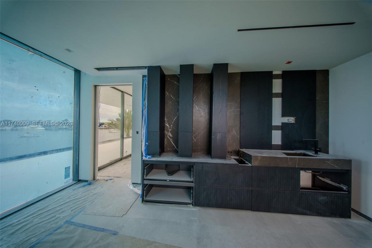 1400 W Lake Dr, Fort Lauderdale, FL 33316 Photo