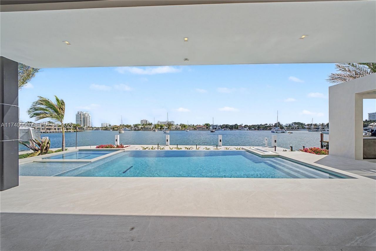 1400 W Lake Dr, Fort Lauderdale, FL 33316 Photo