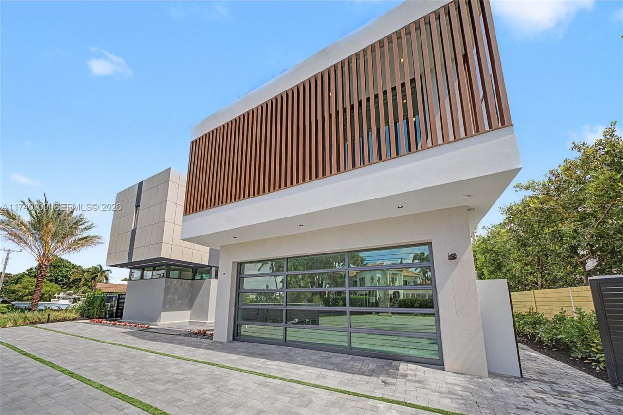 1400 W Lake Dr, Fort Lauderdale, FL 33316 Photo