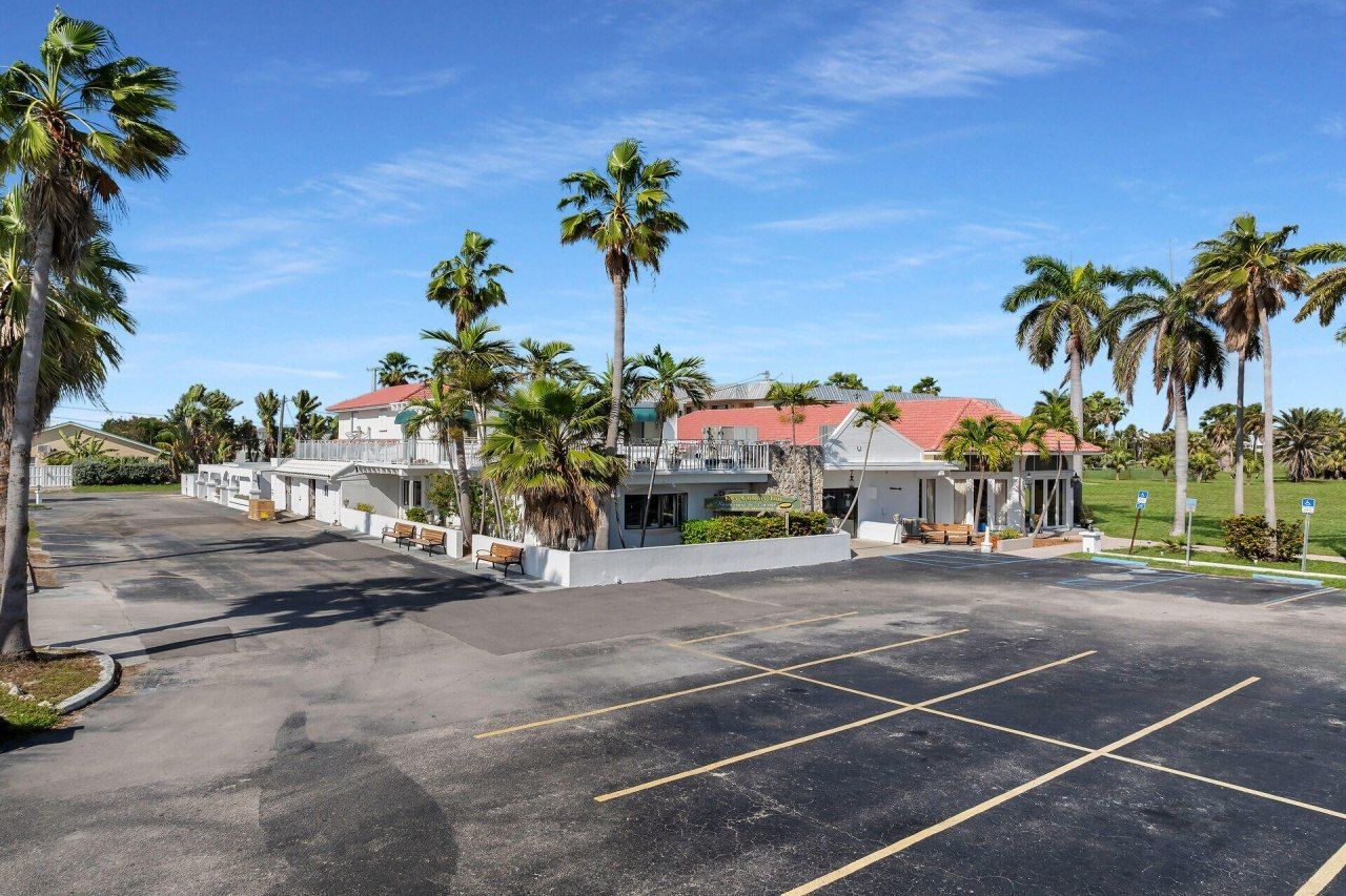 700 W Ocean Drive, Key Colony, FL 33051 Photo