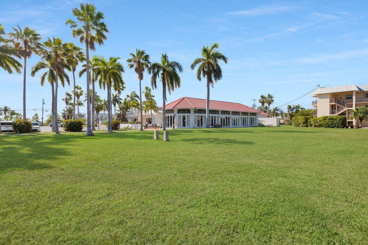 700 W Ocean Drive, Key Colony, FL 33051 Photo