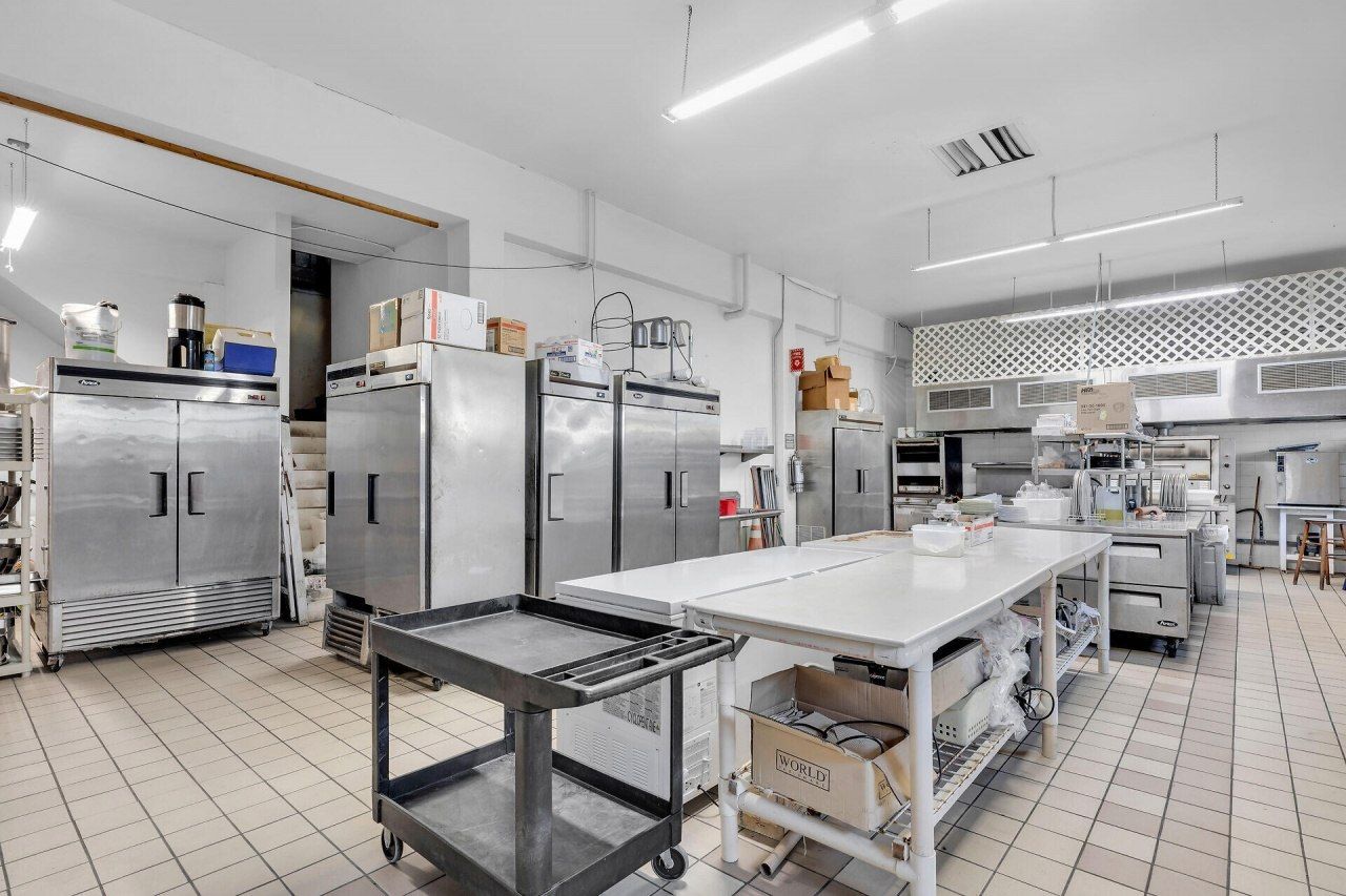 700 W Ocean Drive, Key Colony, FL 33051 Photo