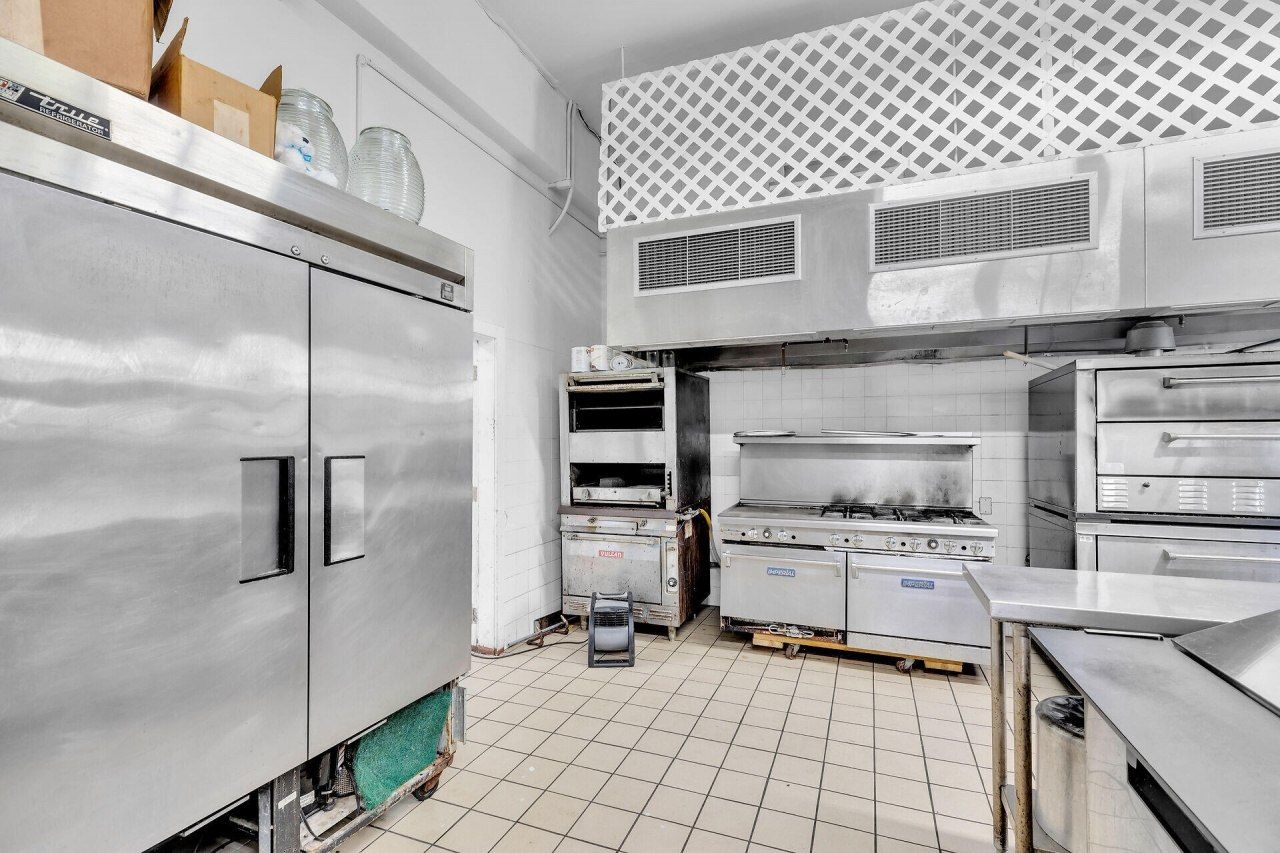 700 W Ocean Drive, Key Colony, FL 33051 Photo