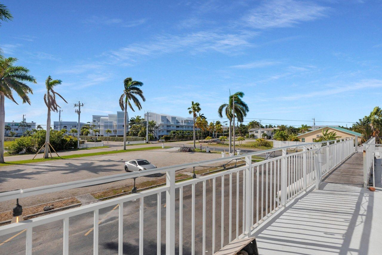 700 W Ocean Drive, Key Colony, FL 33051 Photo